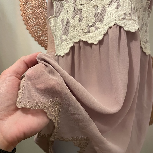 GIMMICKS by BKE Lavender Summer Tank Small - Picture 4 of 5